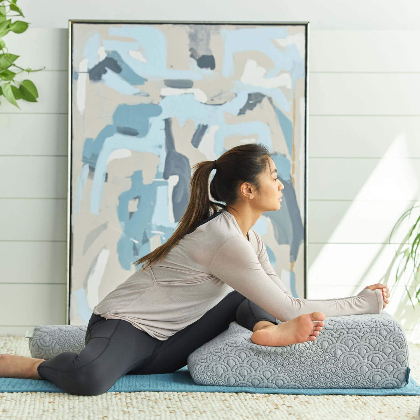Leg Elevation Cushion with Memory Foam | Brentwood Home Cushion