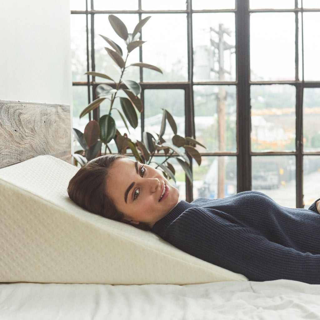 Helix wedge pillow Brentwood Home Zuma Aerys Lunix Hansleep Sasty wedge pillow comparison chart